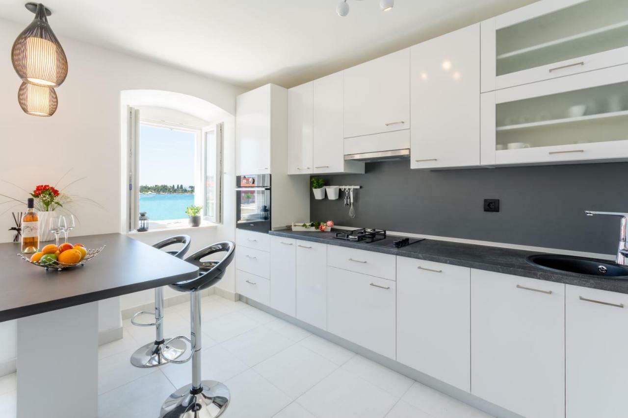 Apartment Barbara Supetar Buitenkant foto